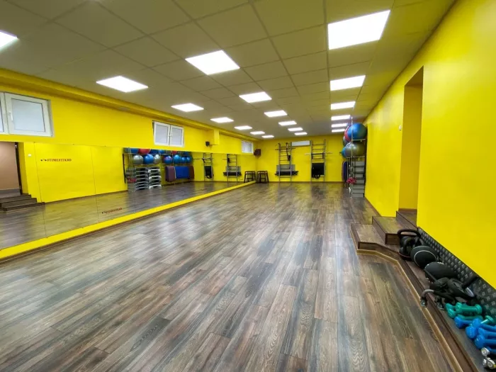 Фитнес-клуб "Time fitness".