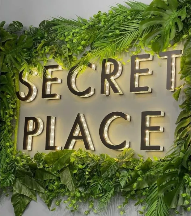Салон красоты "SECRET PLACE".