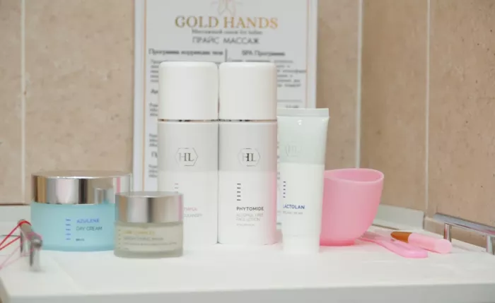 Женский массажный салон "Gold hands".