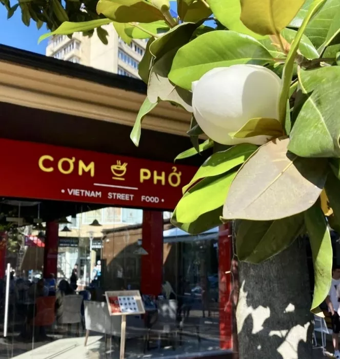 Кафе "Com pho"