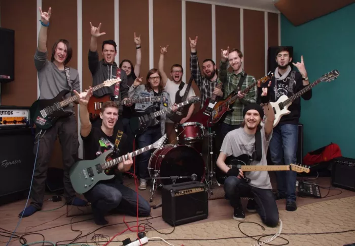 Студия звукозаписи "High-gain studio".