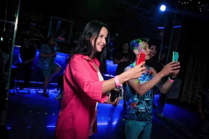 Ночной клуб "Friend Zone"