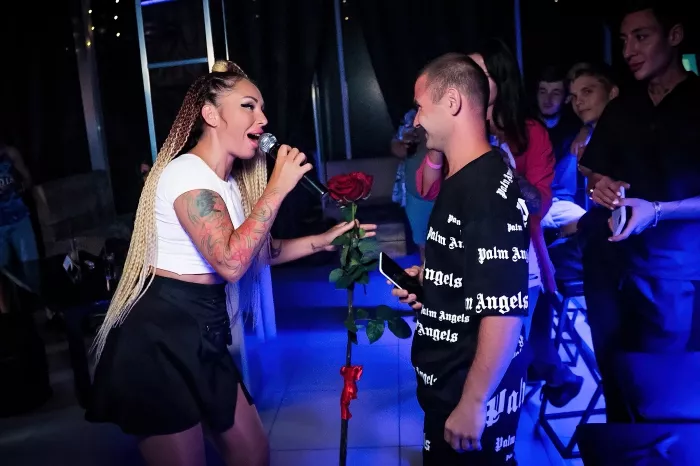 Ночной клуб "Friend Zone"