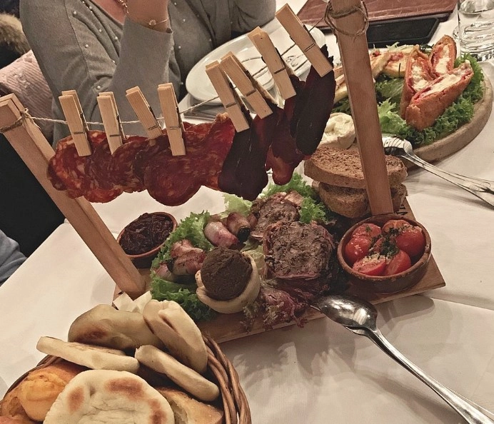 Restoran Lovac