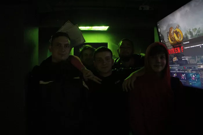 Компьютерный клуб "КК"