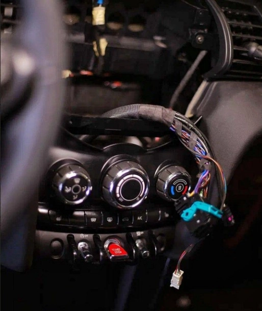 Ремонт ходовой части автомобиля "Mini club service".