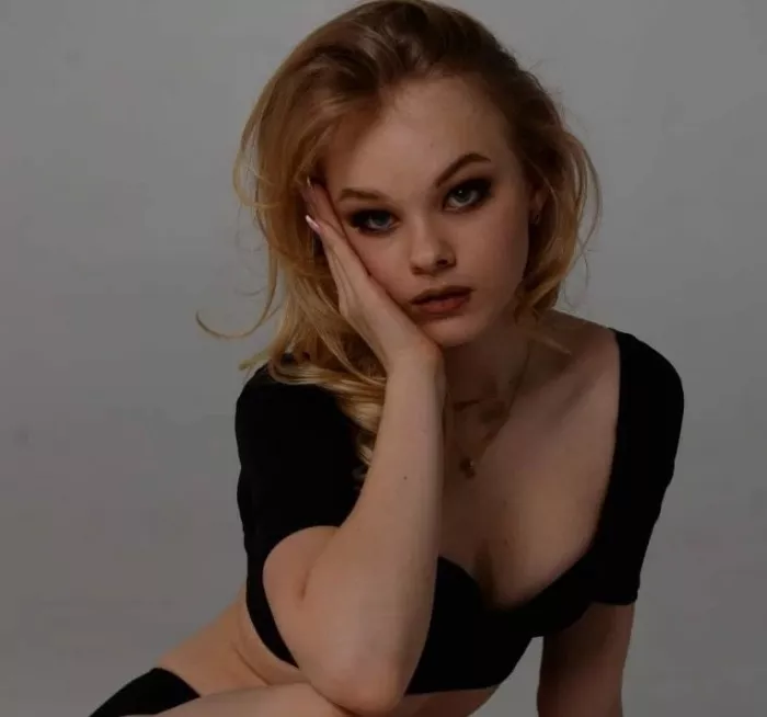 Модельное агентство "Pro Model Group".