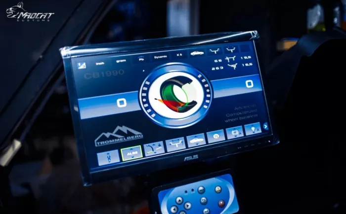 Автотехцентр "MADCAT customs".