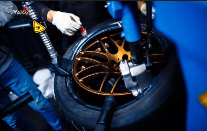 Автотехцентр "MADCAT customs".