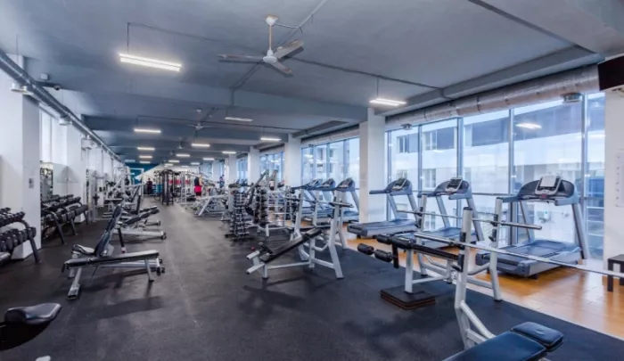 Фитнес-клуб "M Fitness".