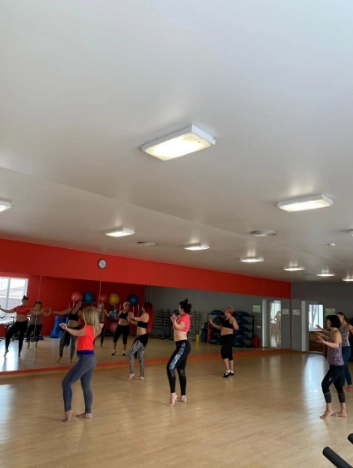 Фитнес-клуб "M Fitness".