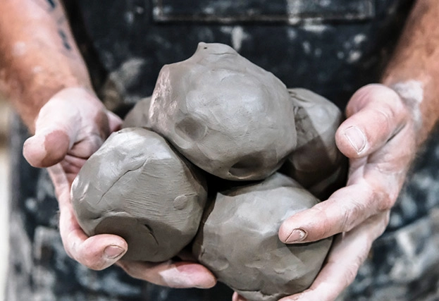 Гончарная студия  "Yadawei Ceramics Studio"