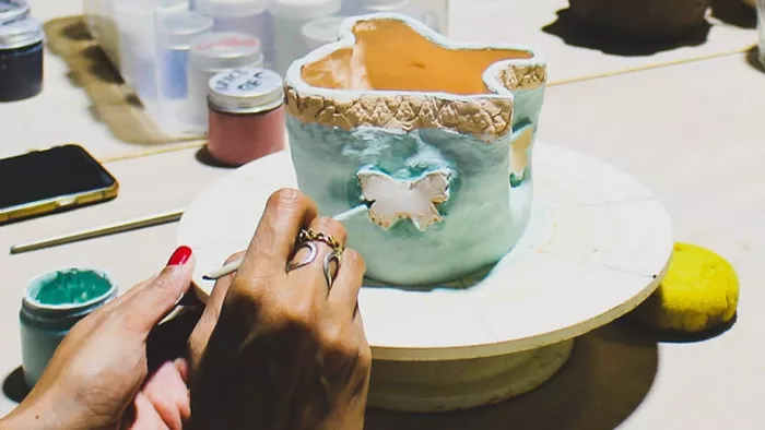 Гончарная студия  "Yadawei Ceramics Studio"