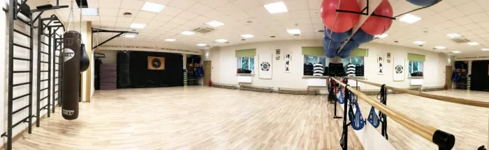 Спортивный клуб "Taekwon".