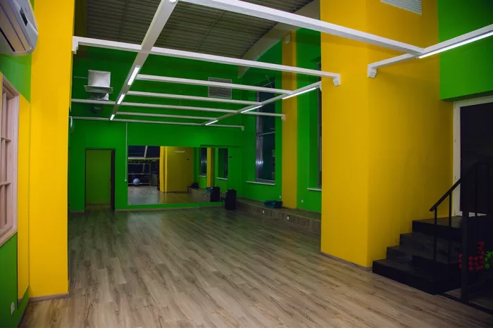 Фитнес-клуб "МетроFitness"