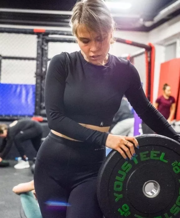 Фитнес-клуб "Xfit Nika".