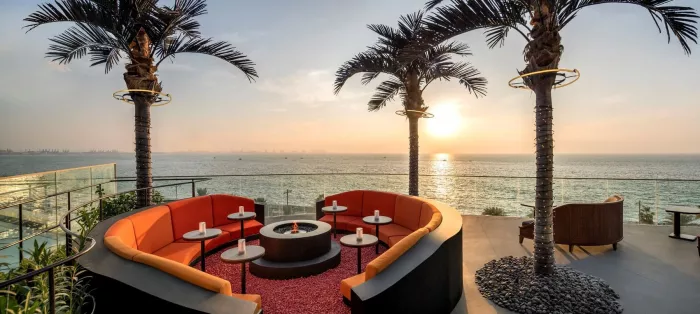 Бар "SoBe Dubai"