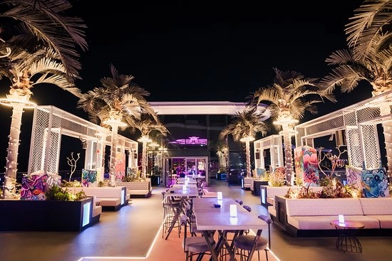Бар "SoBe Dubai"