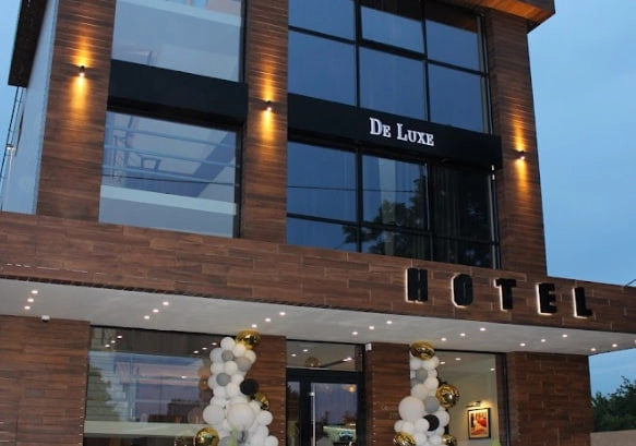 Отель "Hollywood De Luxe"