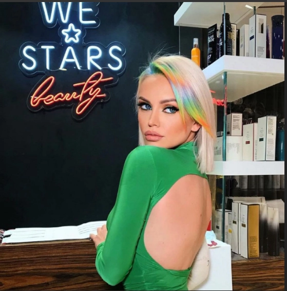 Студия красоты "We Stars Beauty".