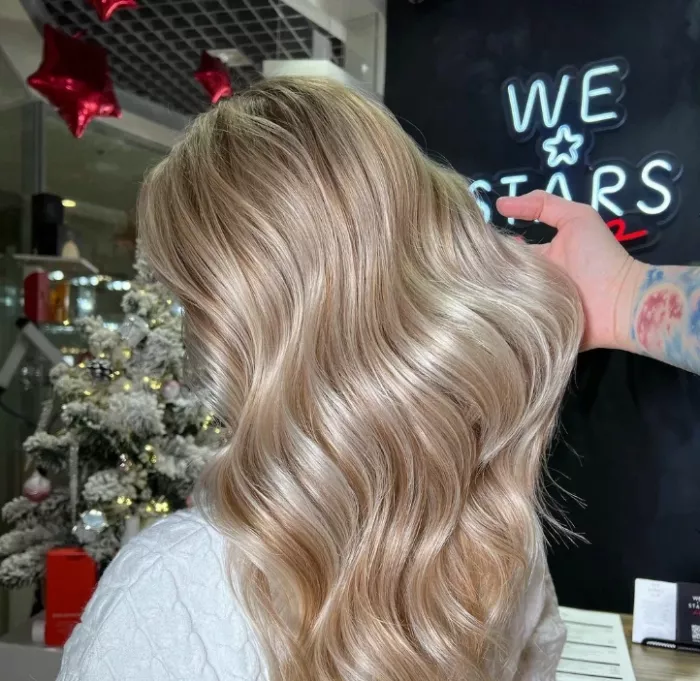 Студия красоты "We Stars Beauty".