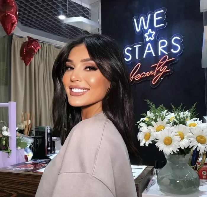 Студия красоты "We Stars Beauty".