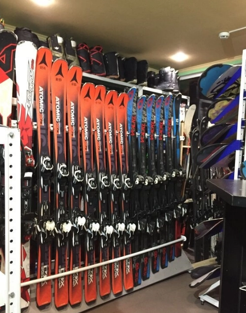 Прокат спортивного инвентаря / техники "Ski-rentalll"