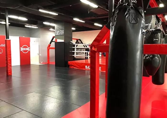 Фитнес-клуб "Savage Fitness".
