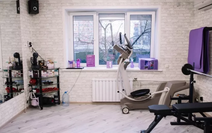 Фитнес-клубы "Fitness Light".