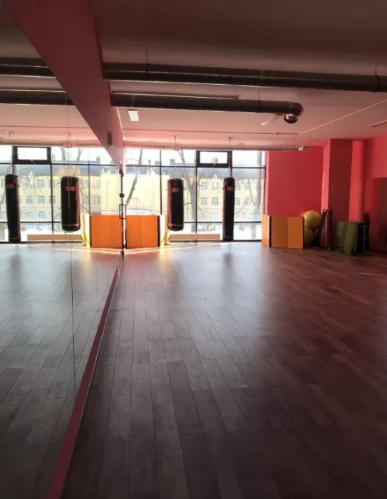 Тренажёрный зал "SUN GYM big power".