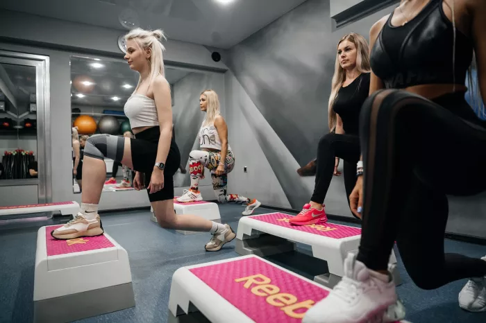 Фитнес-клуб "Xs-fit".