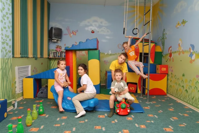 Фитнес-клуб "Мир фитнеса".