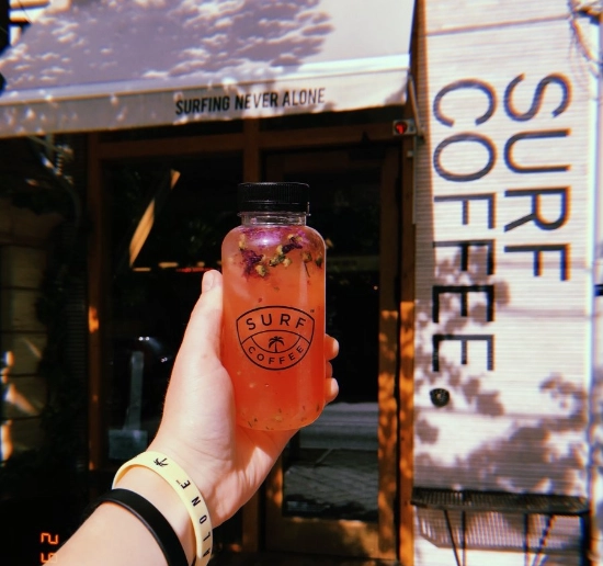 Кофейня "Surf Coffee".