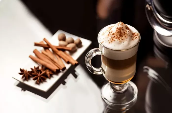 Кофейня "Surf Coffee".