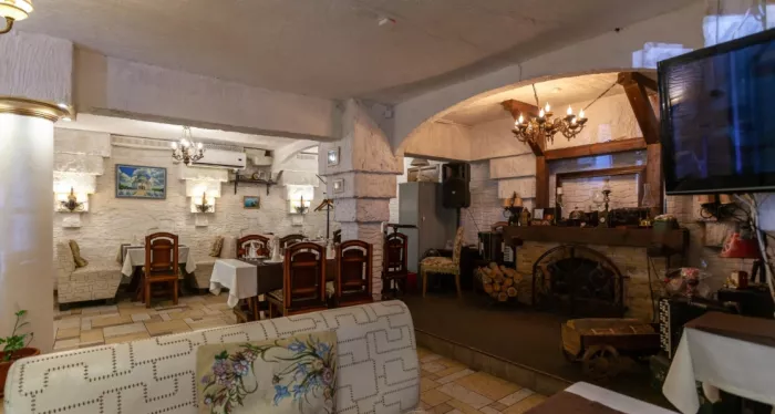 Ресторан "Српска Кафана".