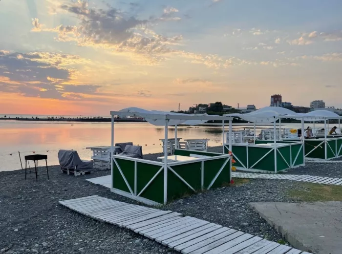 Комплекс отдыха "Sochifornia beach".
