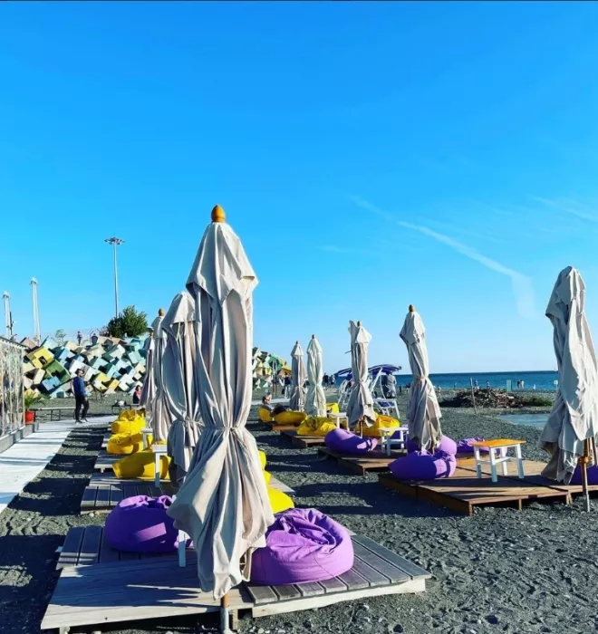 Комплекс отдыха "Sochifornia beach".