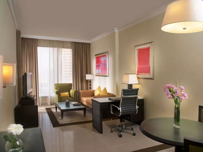 Отель "Two Seasons Hotel & Apartments" 4*