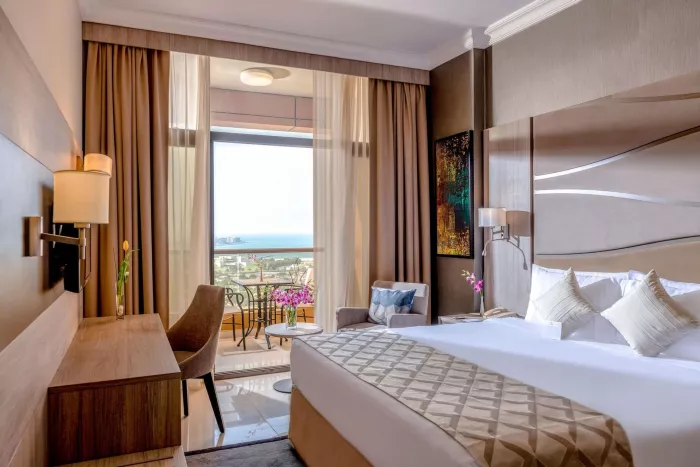 Отель "Two Seasons Hotel & Apartments" 4*
