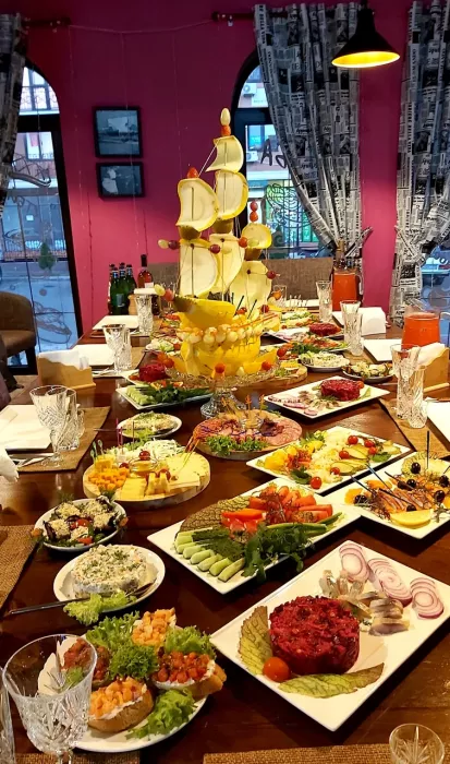 Кафе "БоНаМи".
