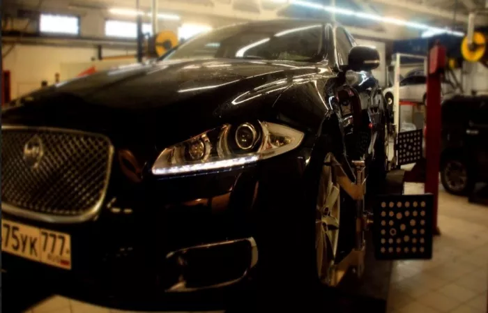 Автотехцентр "INROVER".
