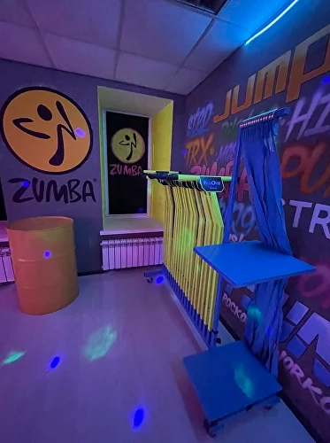 Фитнес-студия "Party fitness".