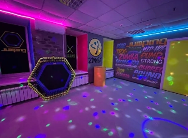 Фитнес-студия "Party fitness".