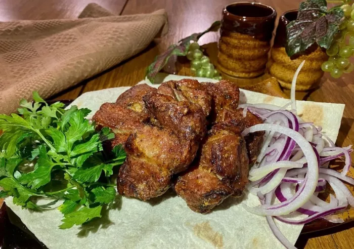 Кафе "Айгестан".