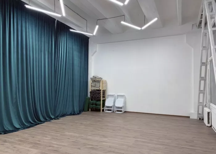 Студия йоги "Yogabody studio".