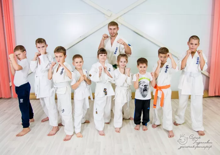 Спортивно-танцевальный клуб "Фанат".