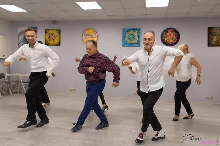 Школа танцев "La Pantera Mambo"