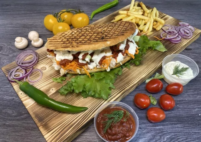 Кафе "Вкусно гриль".