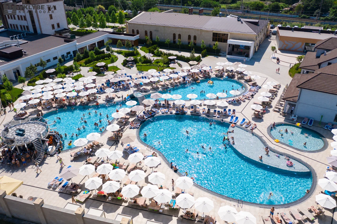 Бассейн "ZagarroBeachClub"