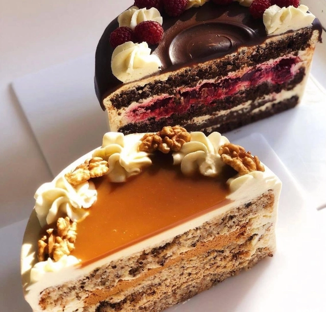 Кафе-кондитерская "Caramel desserts".